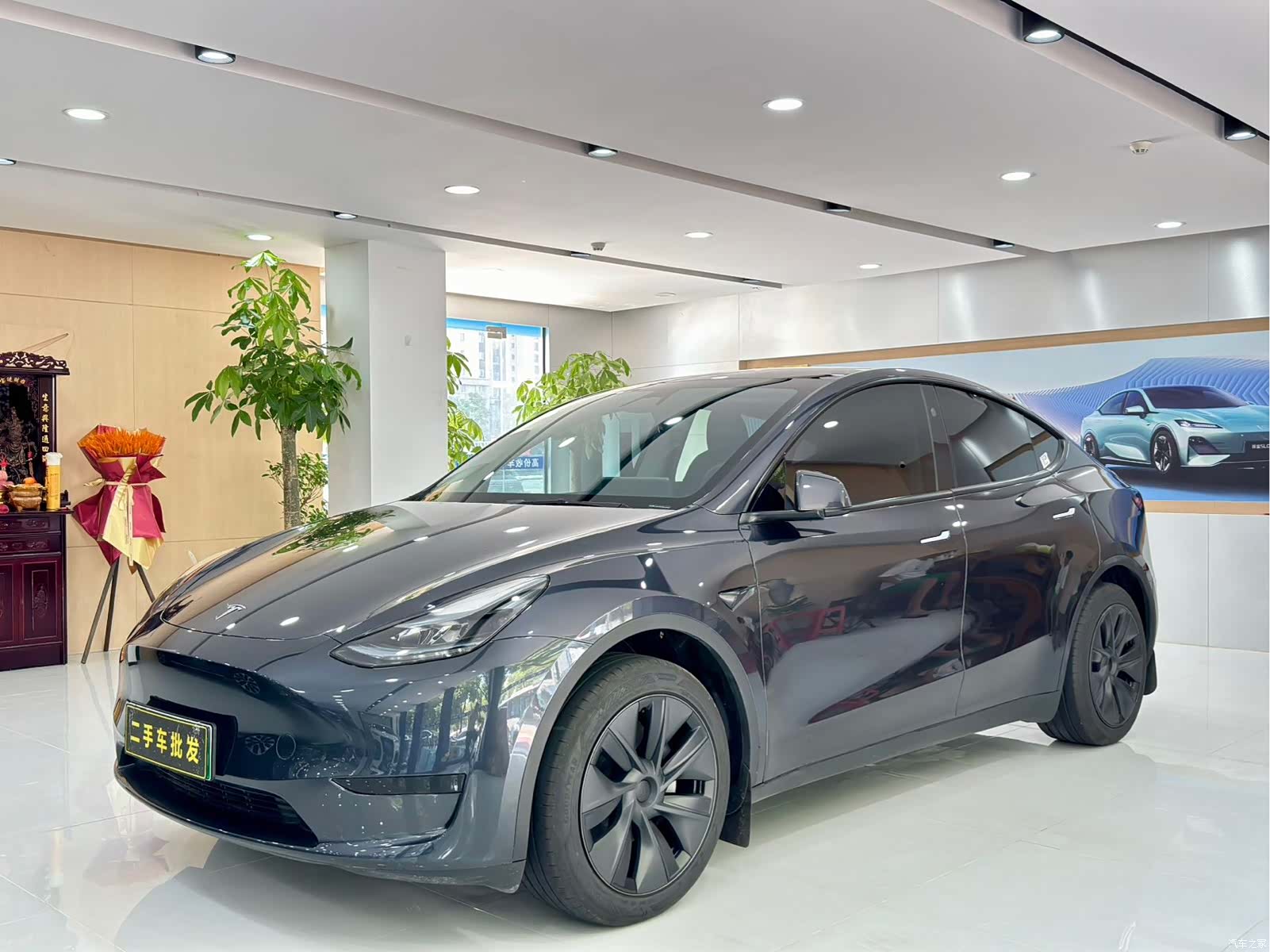 Tesla Model Y, 2024 1