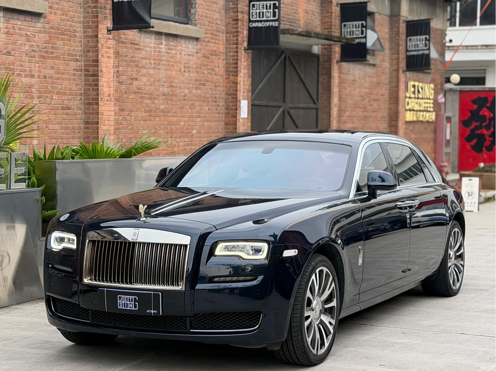 Rolls-Royce Ghost, 2015 2
