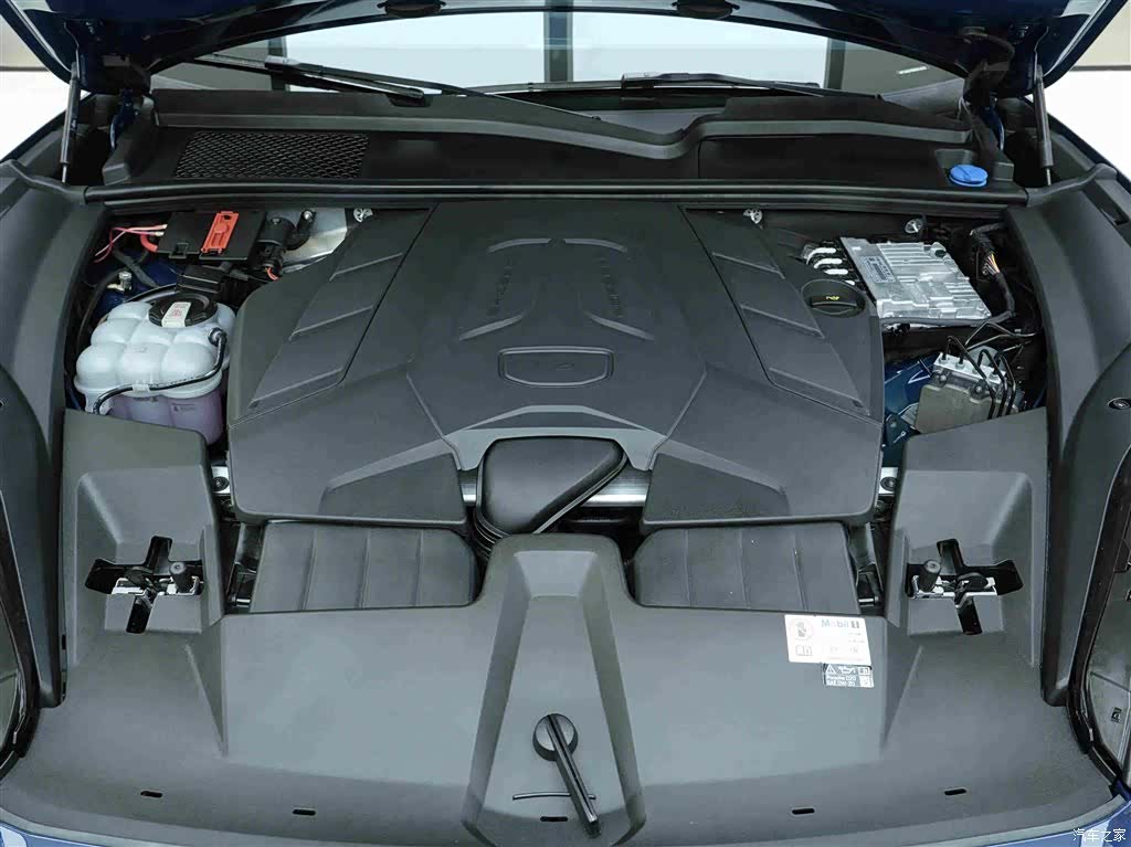 Porsche Cayenne, 2024 24