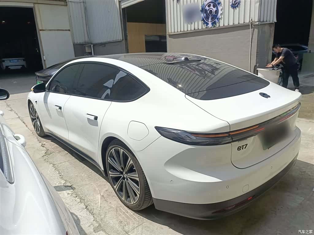 NIO ET7, 2025 все фото