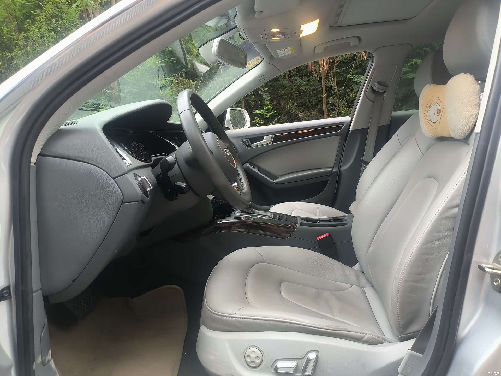 Audi A4L, 2014 4