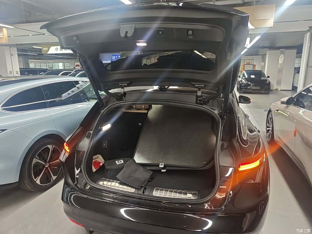 NIO ET5, 2024 19