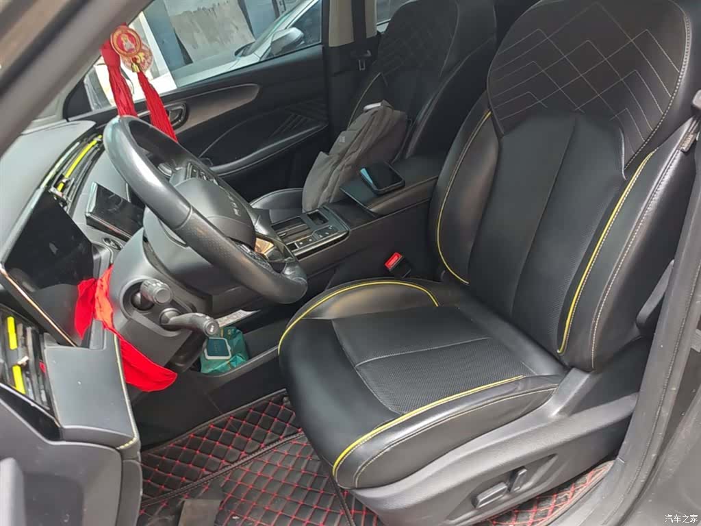 Roewe RX5, 2022 15