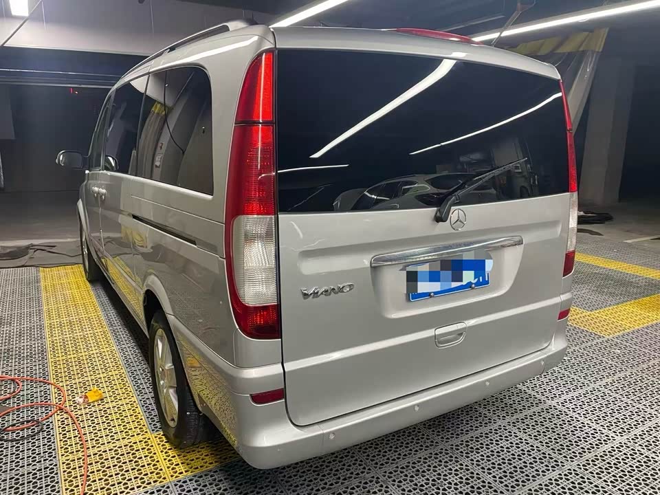Mercedes-Benz Viano