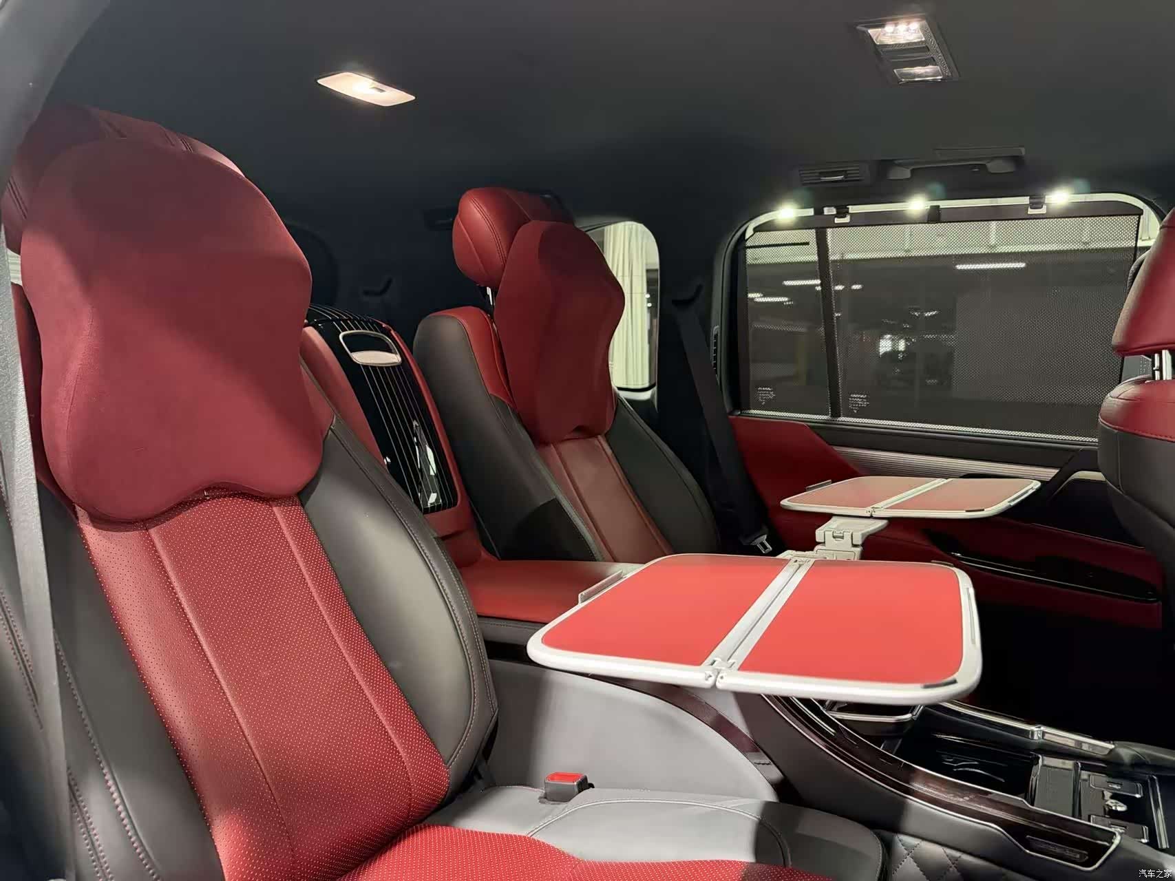 Lexus LX, 2024 10
