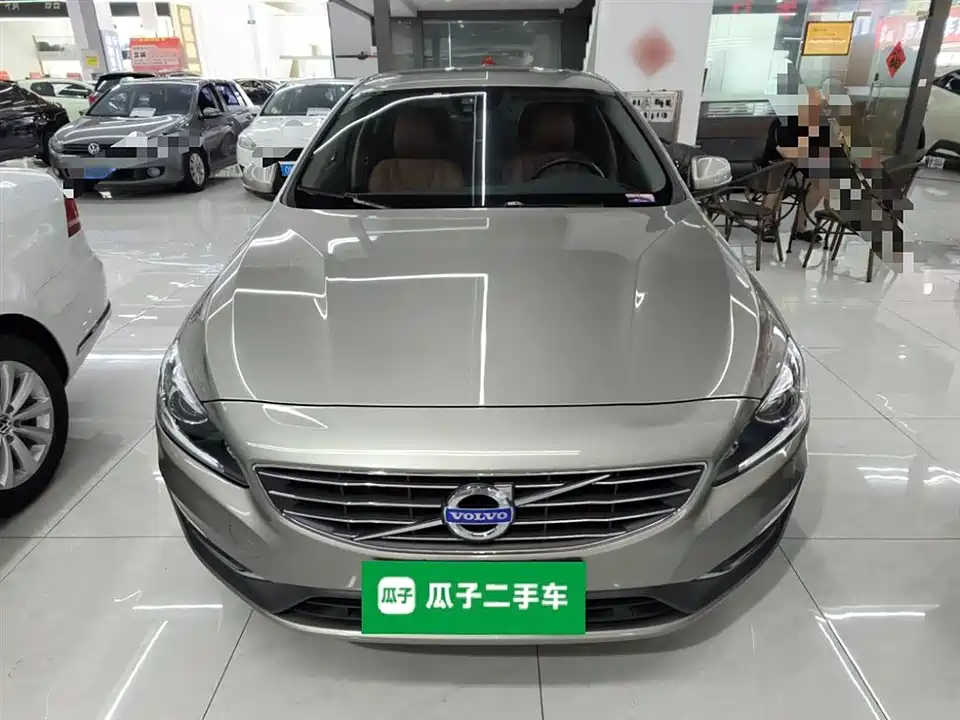 Volvo S60