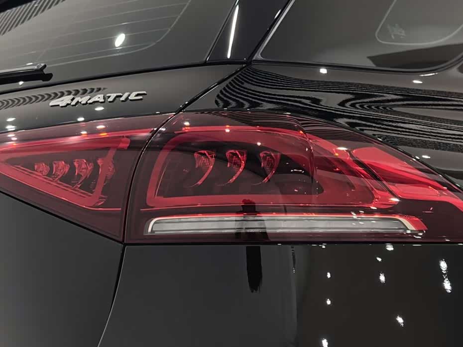 Mercedes-Benz GLE Mercedes-Benz GLE