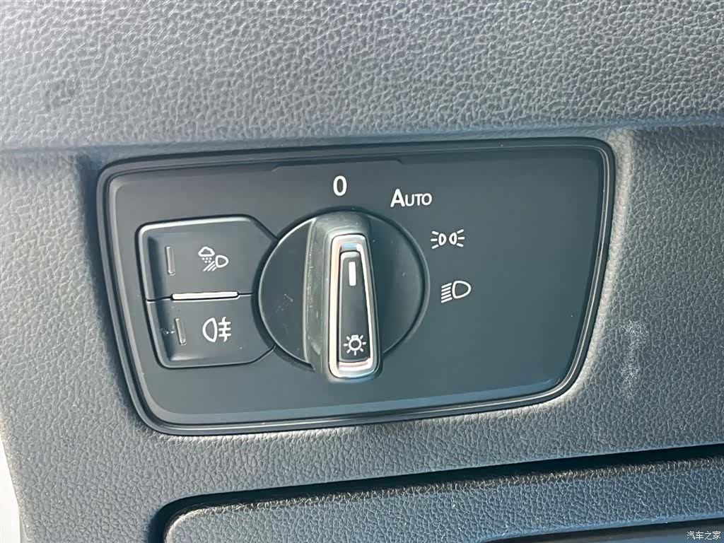 Volkswagen CC, 2022 12