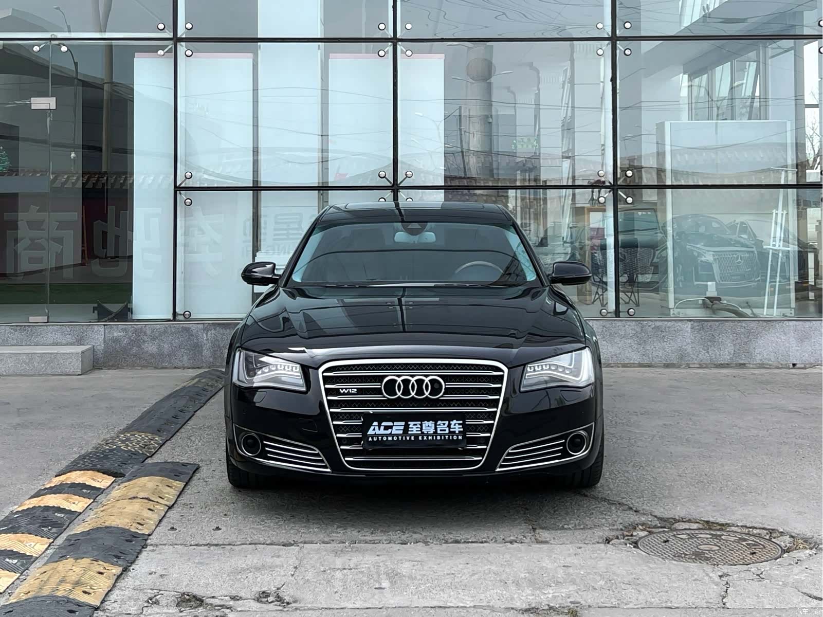 Audi A8L, 2012 2