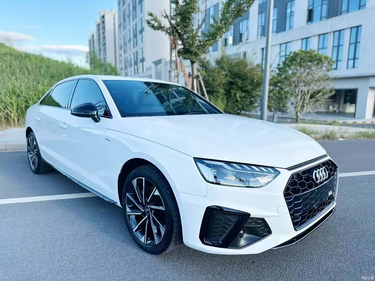 Audi A4L, 2023 2