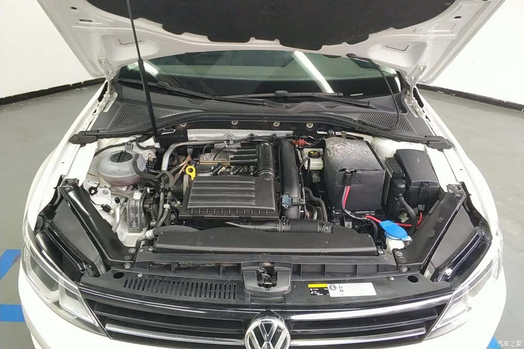 Volkswagen Lamando, 2017 10