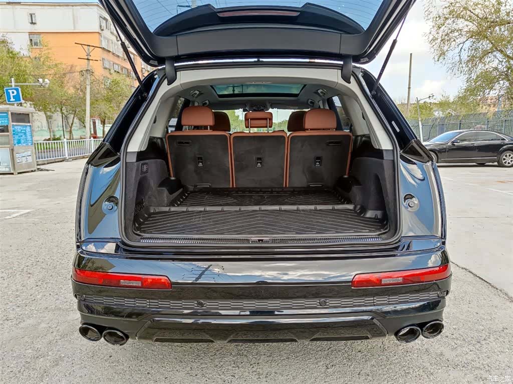 Audi Q7, 2024 23