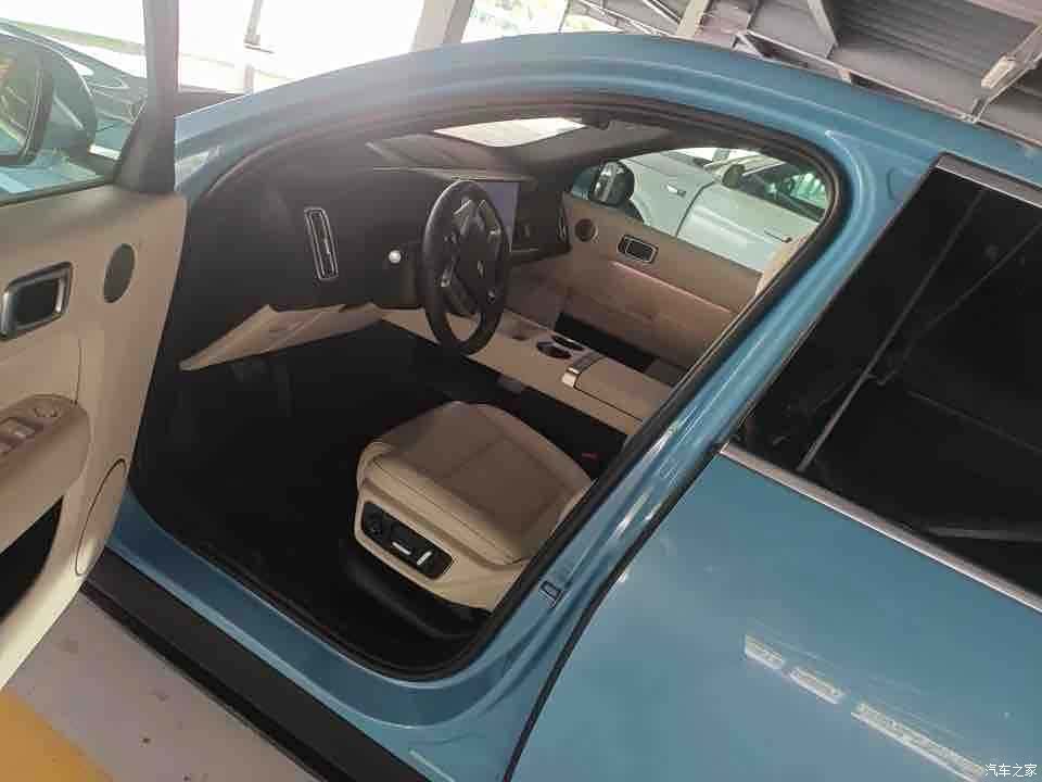 Li Auto L7, 2025 3