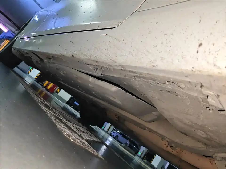 Toyota Reiz