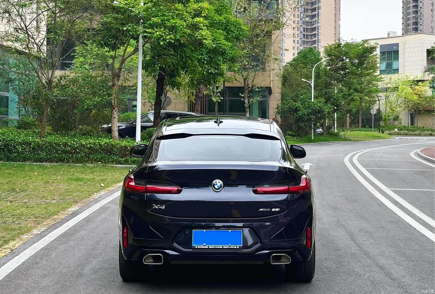 BMW X4, 2022 все фото