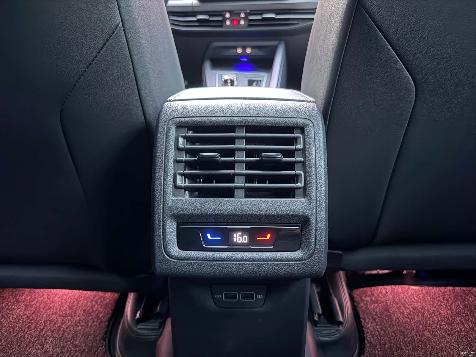 Volkswagen Golf, 2025 14