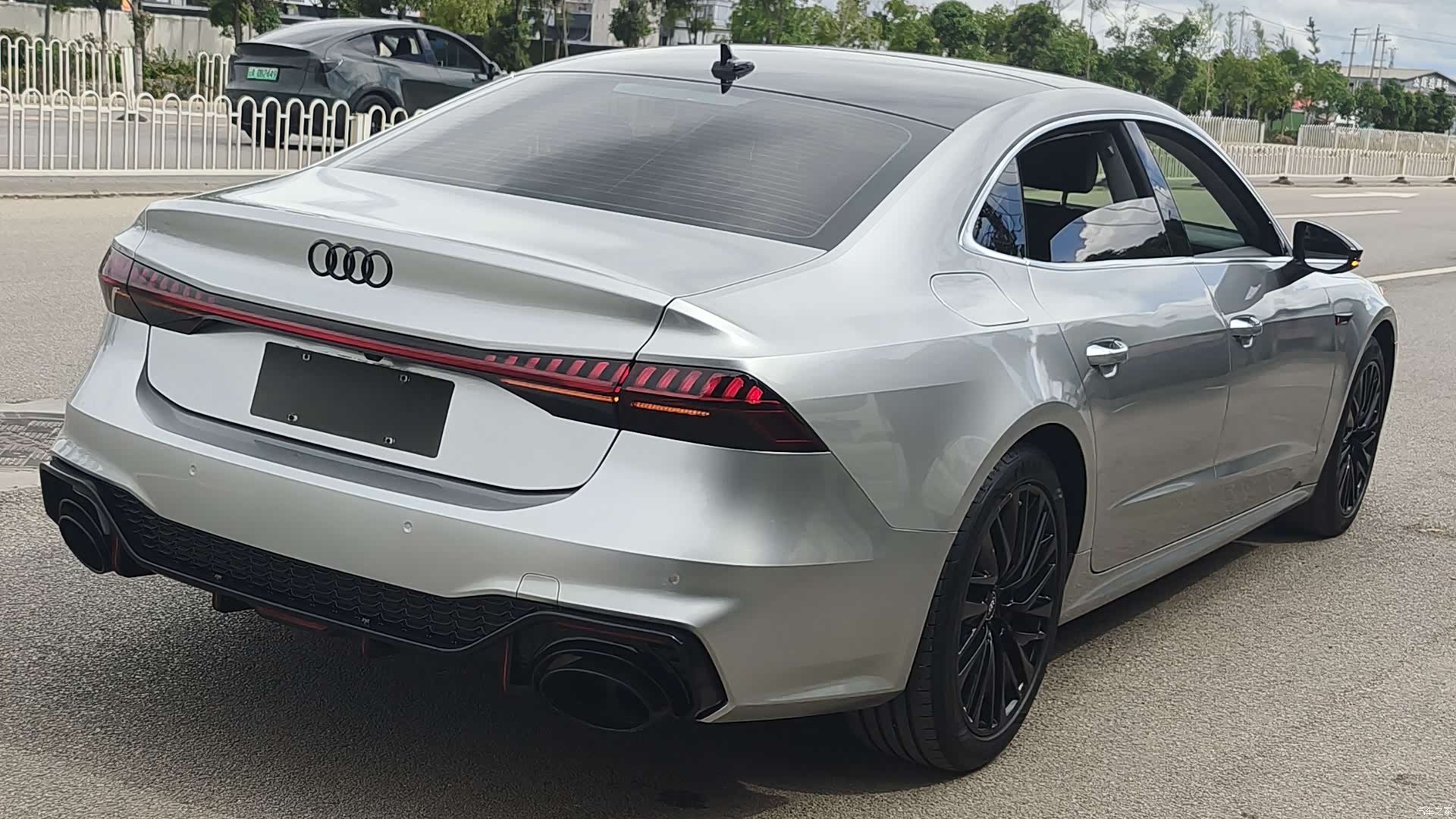 Audi A7L, 2023 9