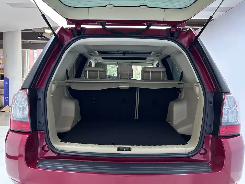 Land Rover Freelander 2