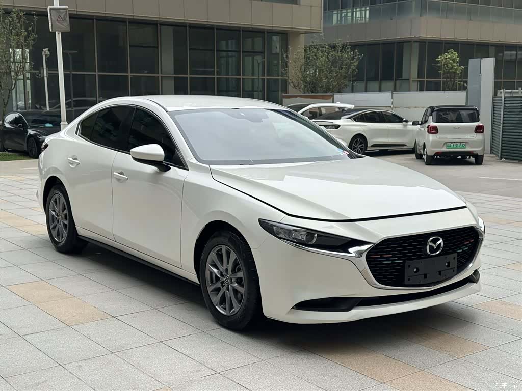 Mazda Mazda3, 2021 11