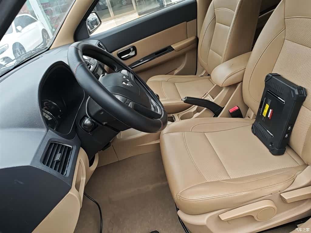 Wuling Hongguang, 2015 14