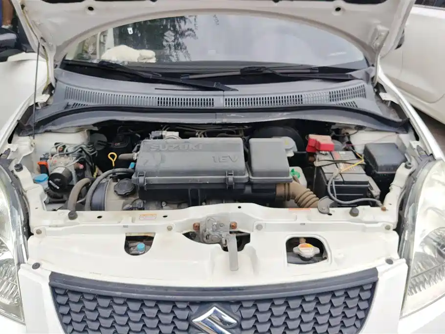 Suzuki Swift Suzuki Swift