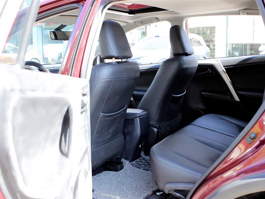 Toyota RAV4 Rongfang