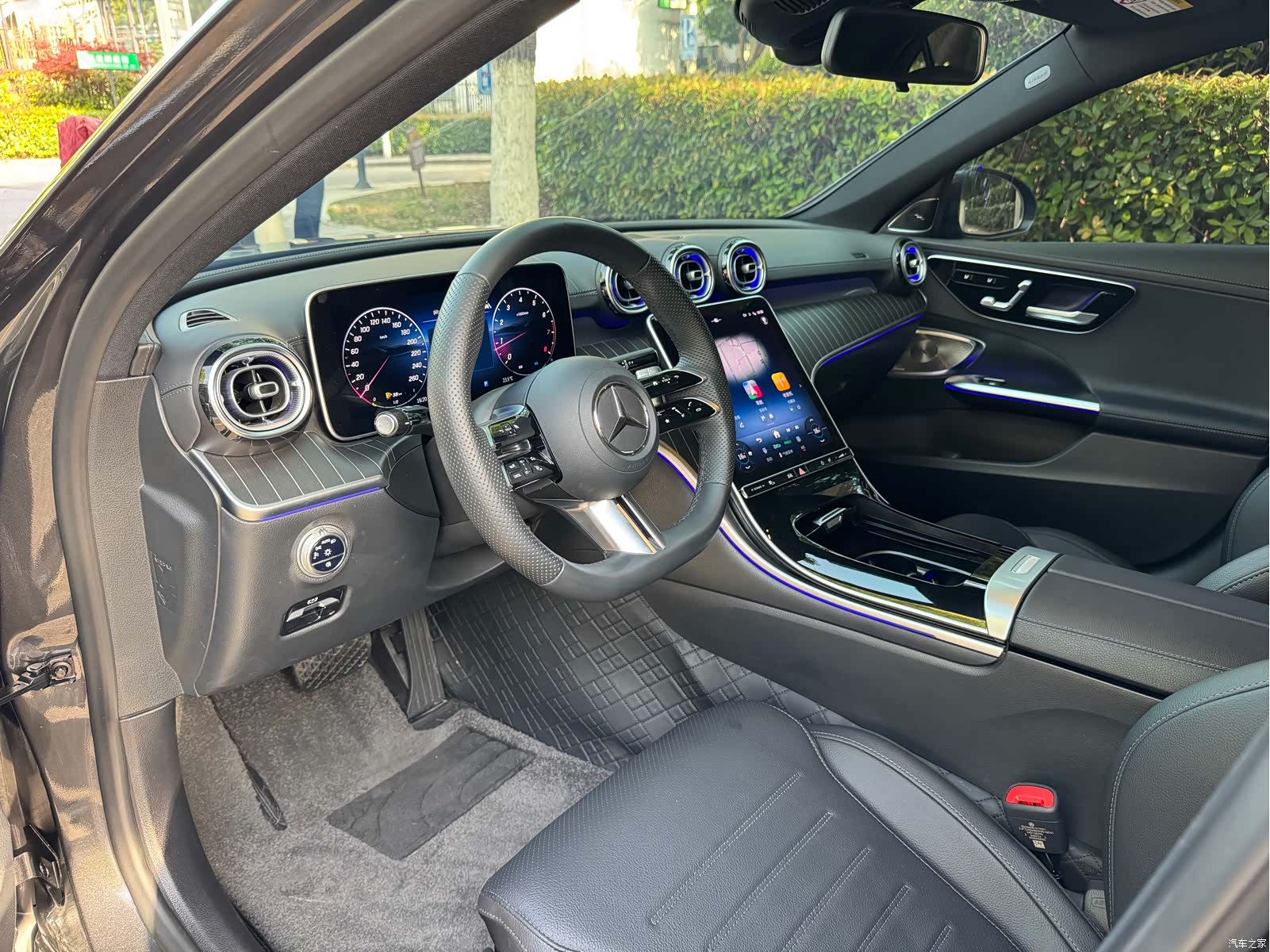 Mercedes-Benz C-Class, 2025 6