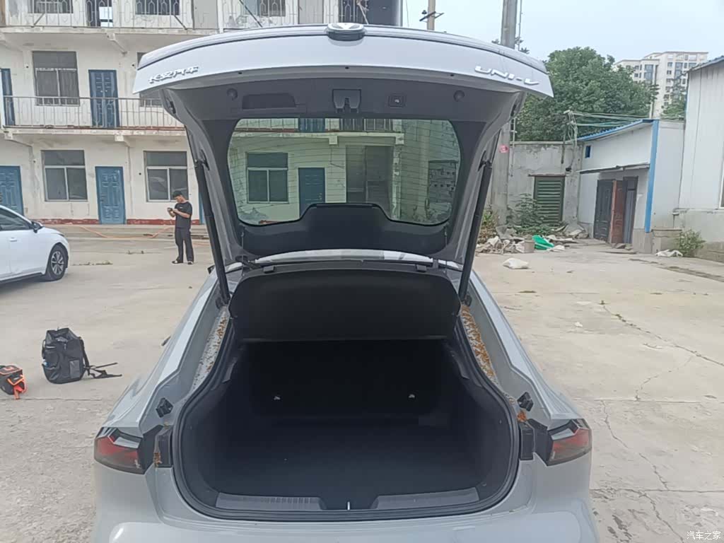 Changan UNI-V, 2023 19