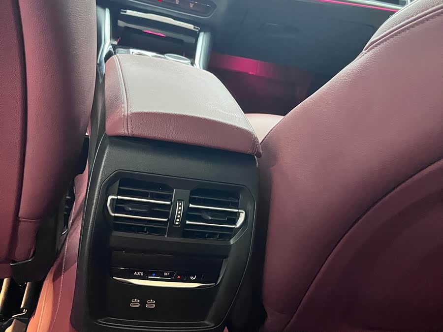 BMW i3 2024, фото 12