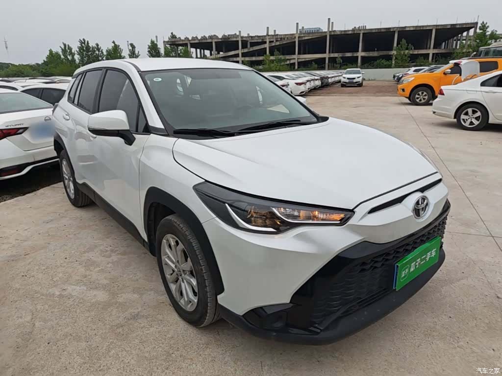 Toyota Frontlander, 2025 4