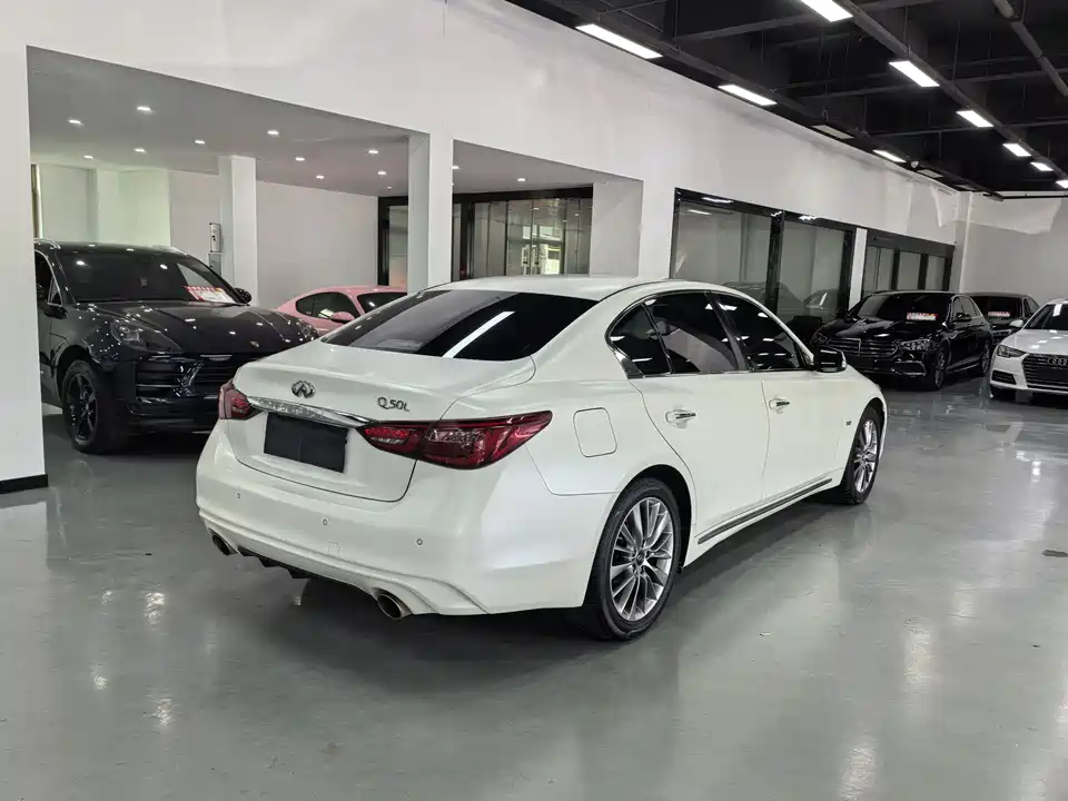 Infiniti Q50L Infiniti Q50L