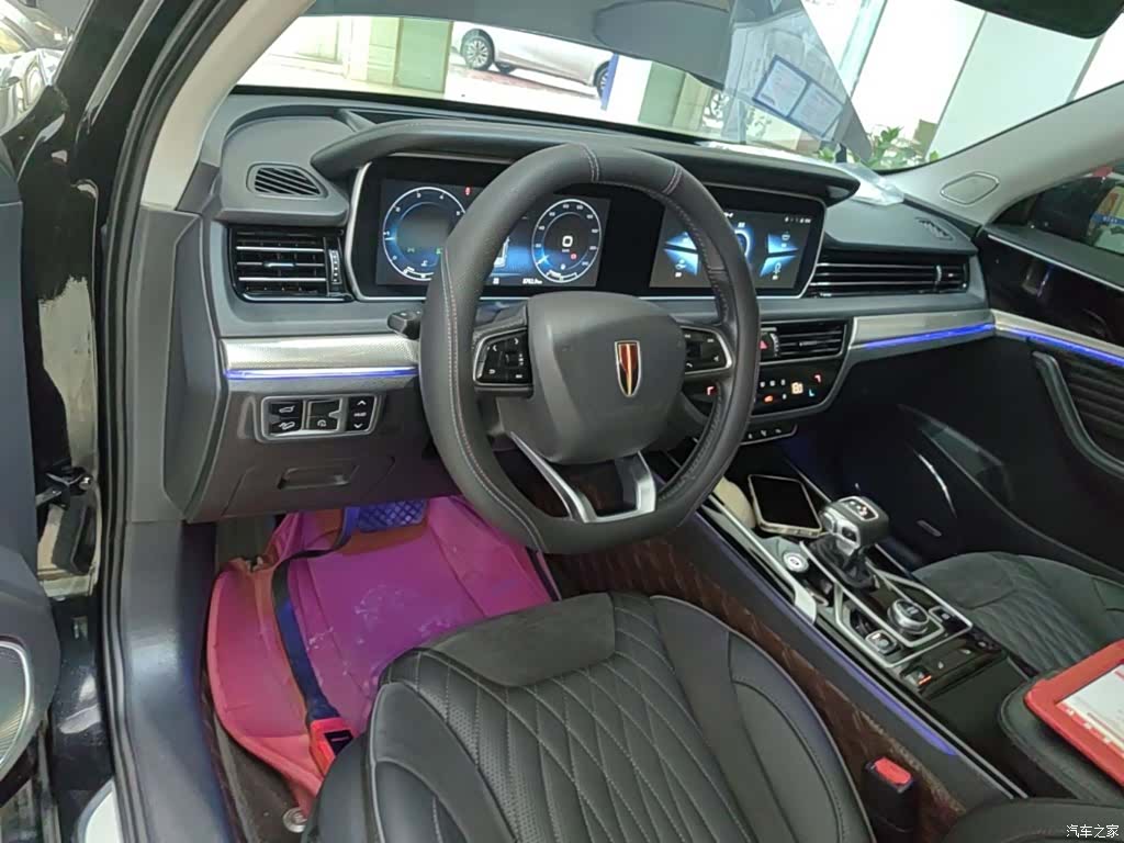 Hongqi HS5, 2022 10