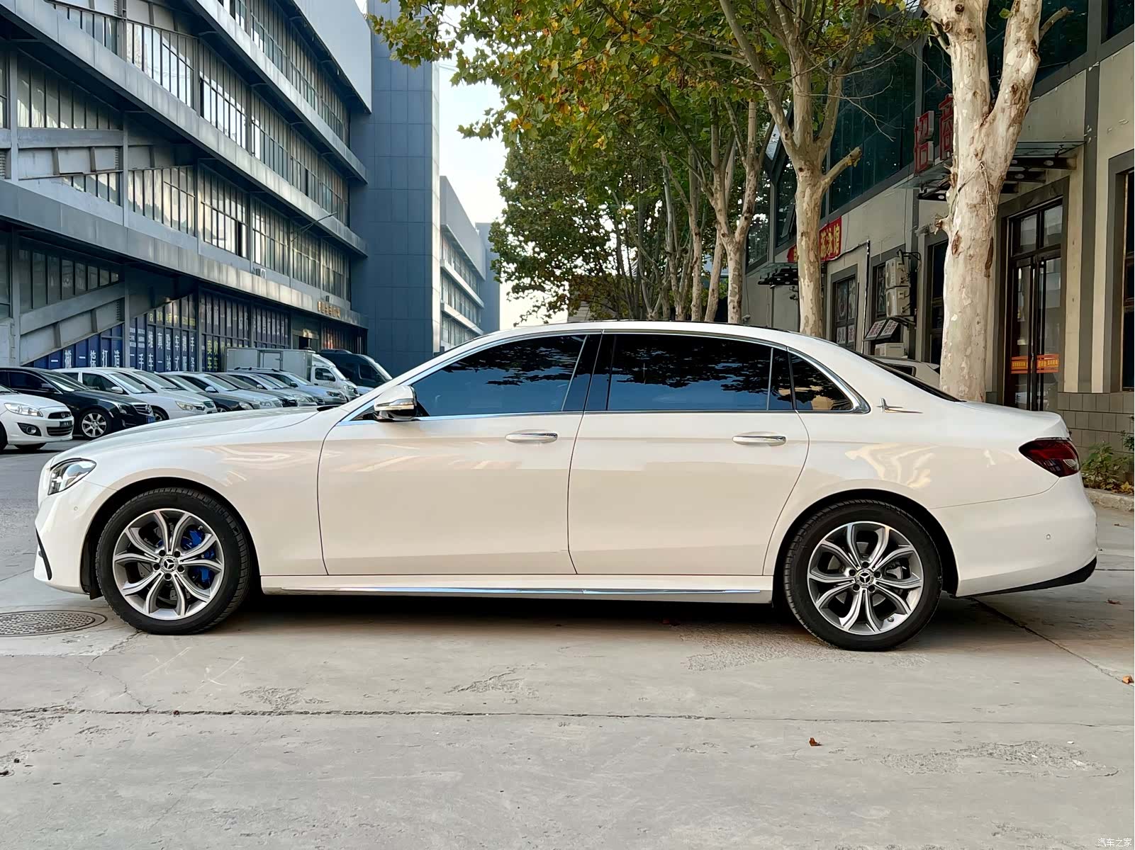 Mercedes-Benz E-Class, 2021 4