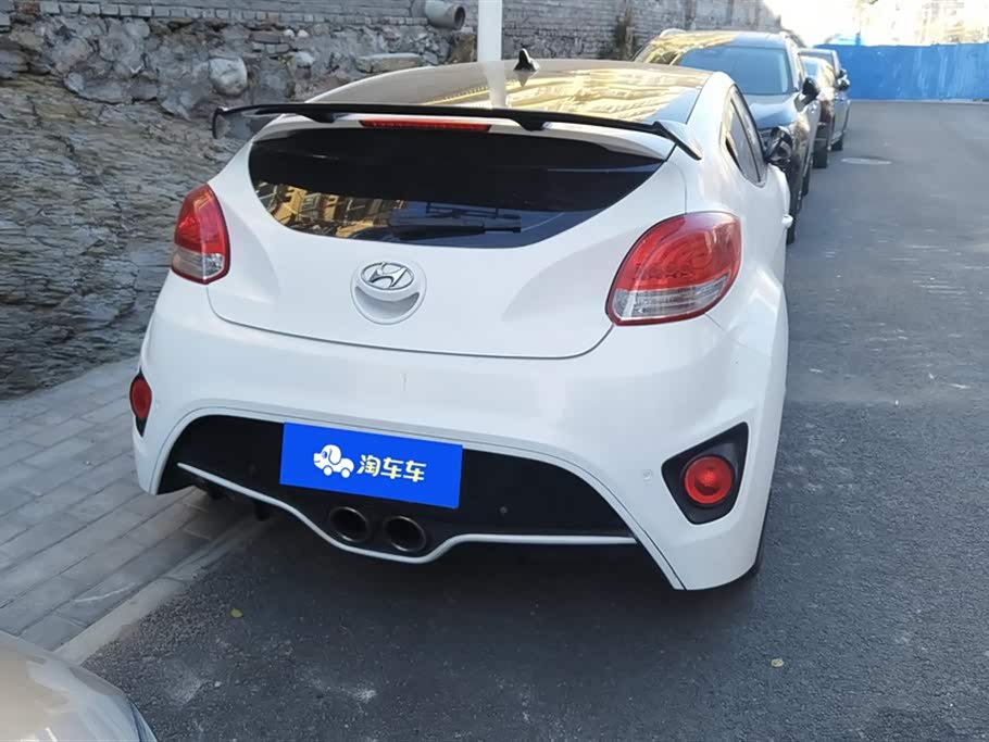 Hyundai Veloster