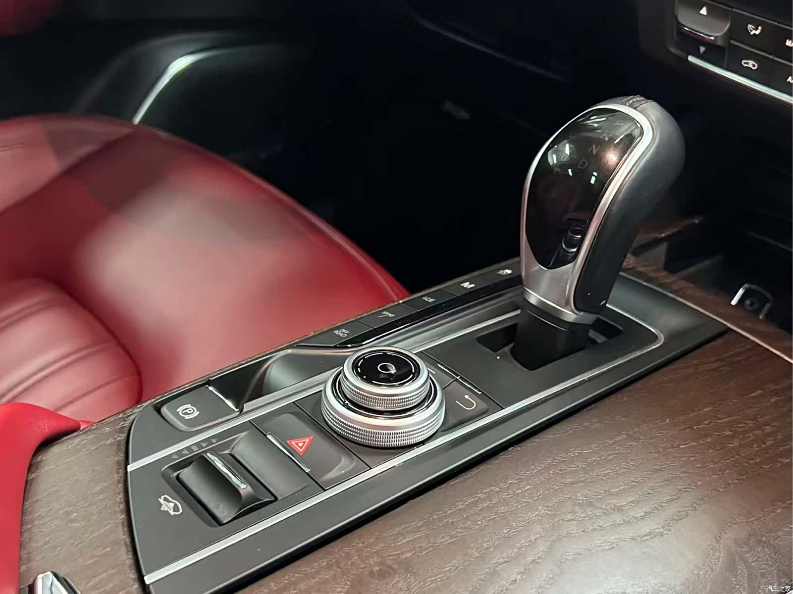 Maserati Levante, 2016 20