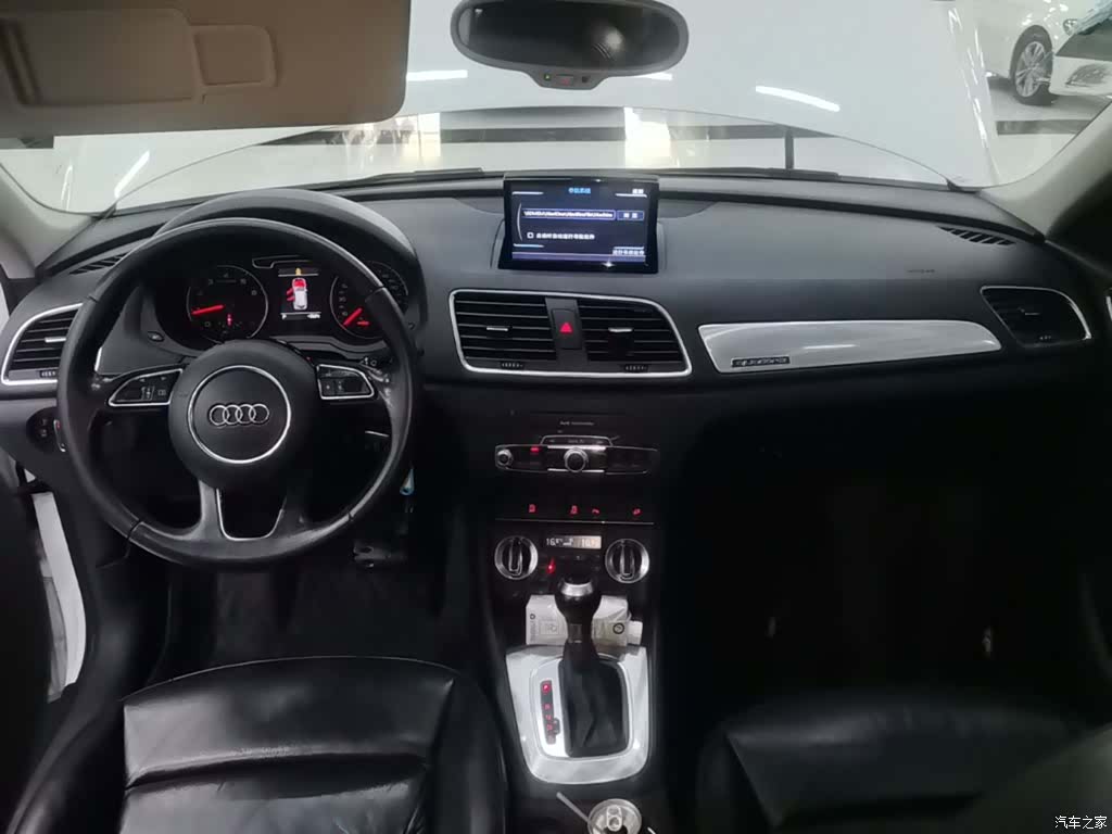 Audi Q3, 2016 10