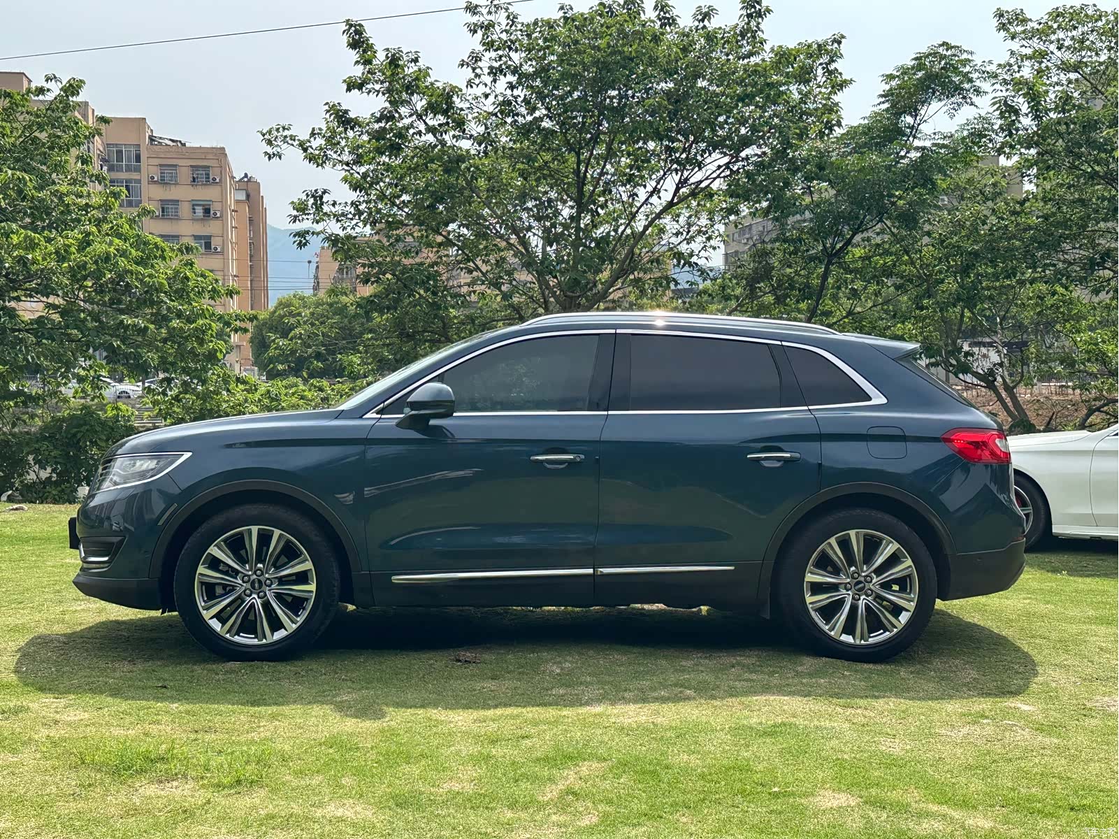 Lincoln MKX, 2017 16