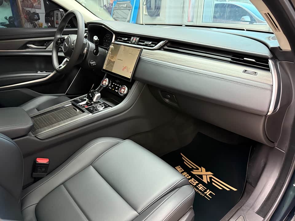 Jaguar XFL Jaguar XFL