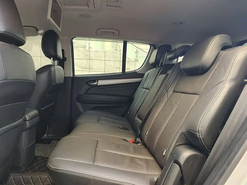 Isuzu mu-X Shepherd Ranger