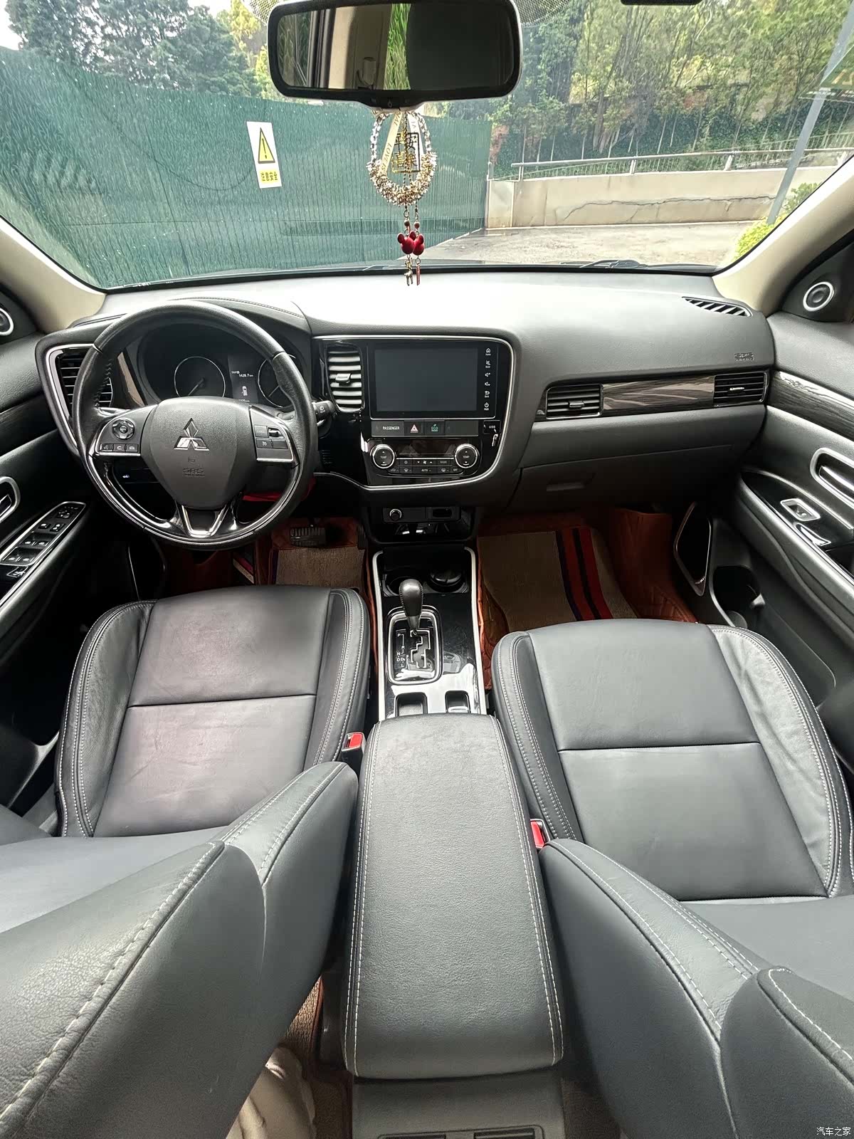 Mitsubishi Outlander, 2019 9