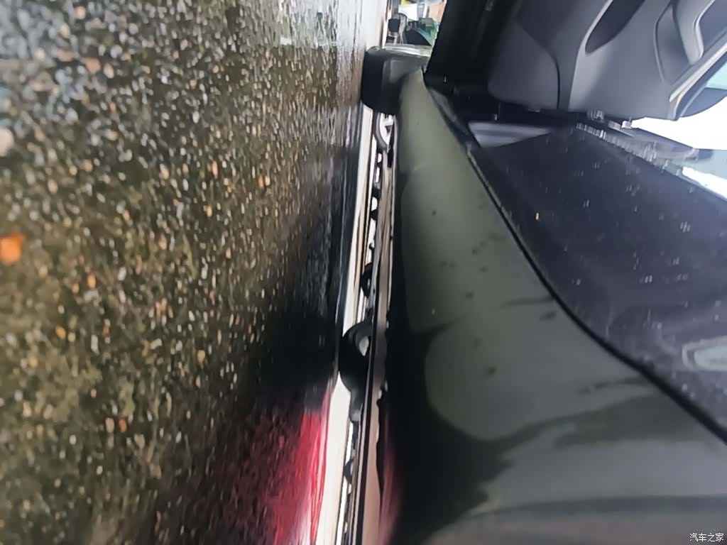 Tesla Model Y, 2023 22