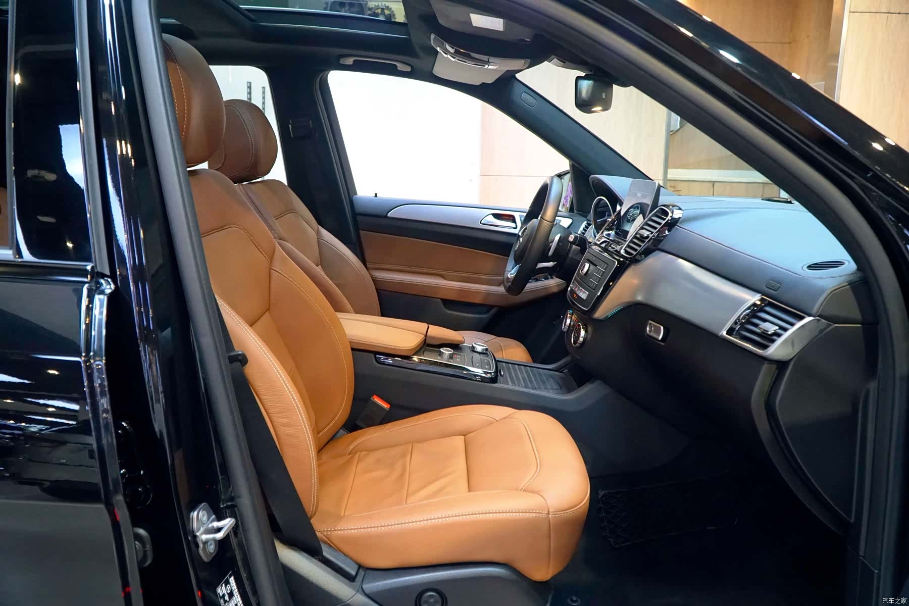 Mercedes-Benz GLE, 2018 11