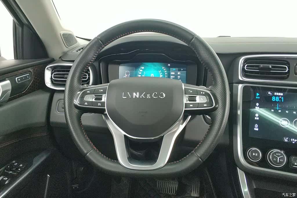 Lynk & Co 01, 2018 14