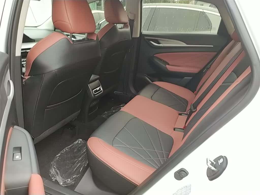 Changan Eado, 2025 17