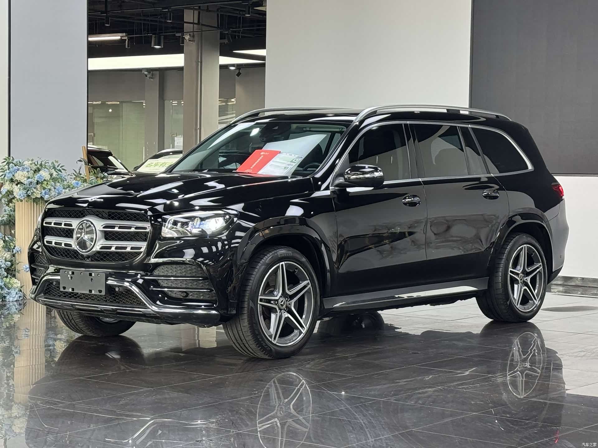 Mercedes-Benz GLS, 2024 1