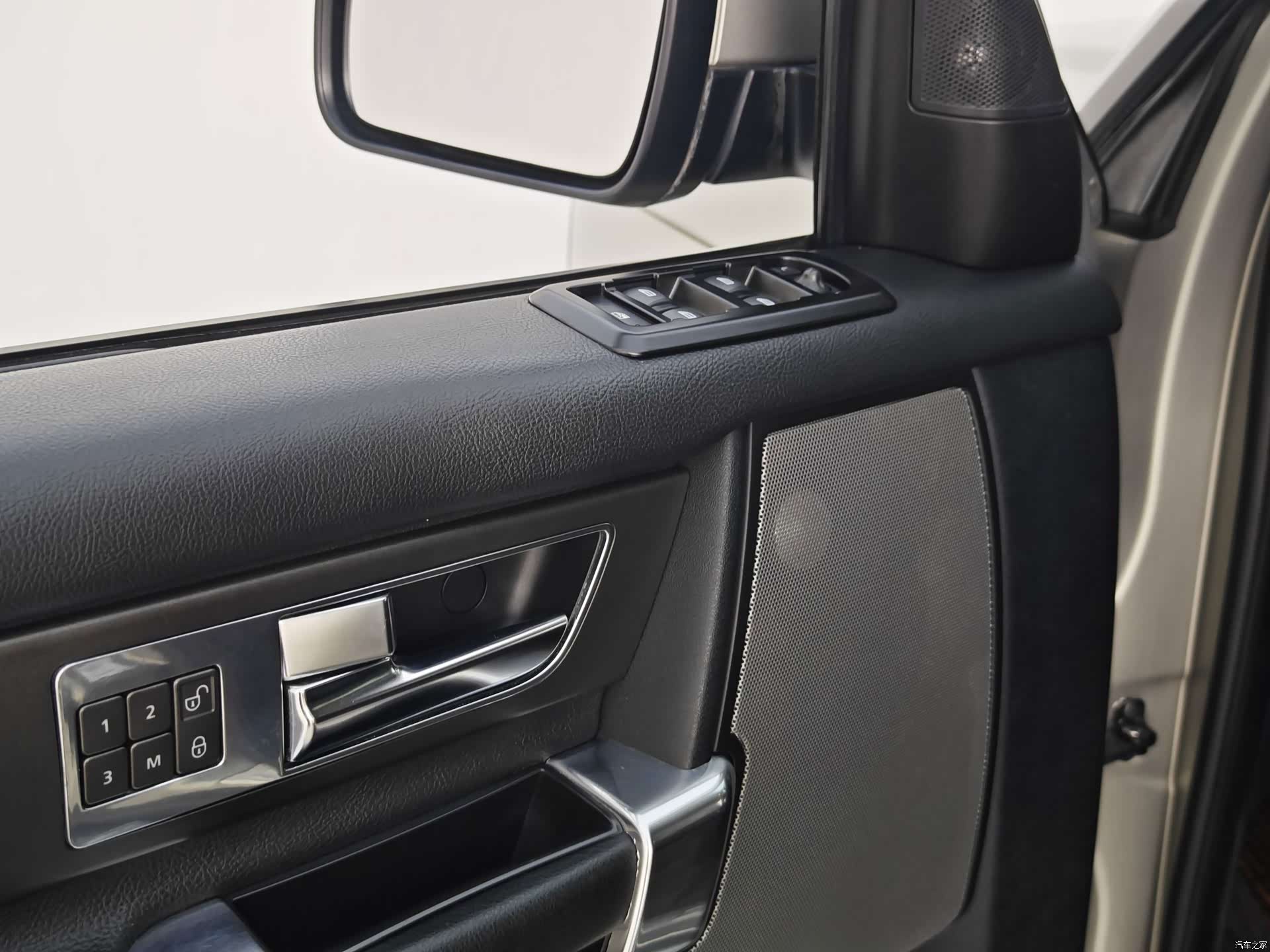 Land Rover Discovery, 2012 20
