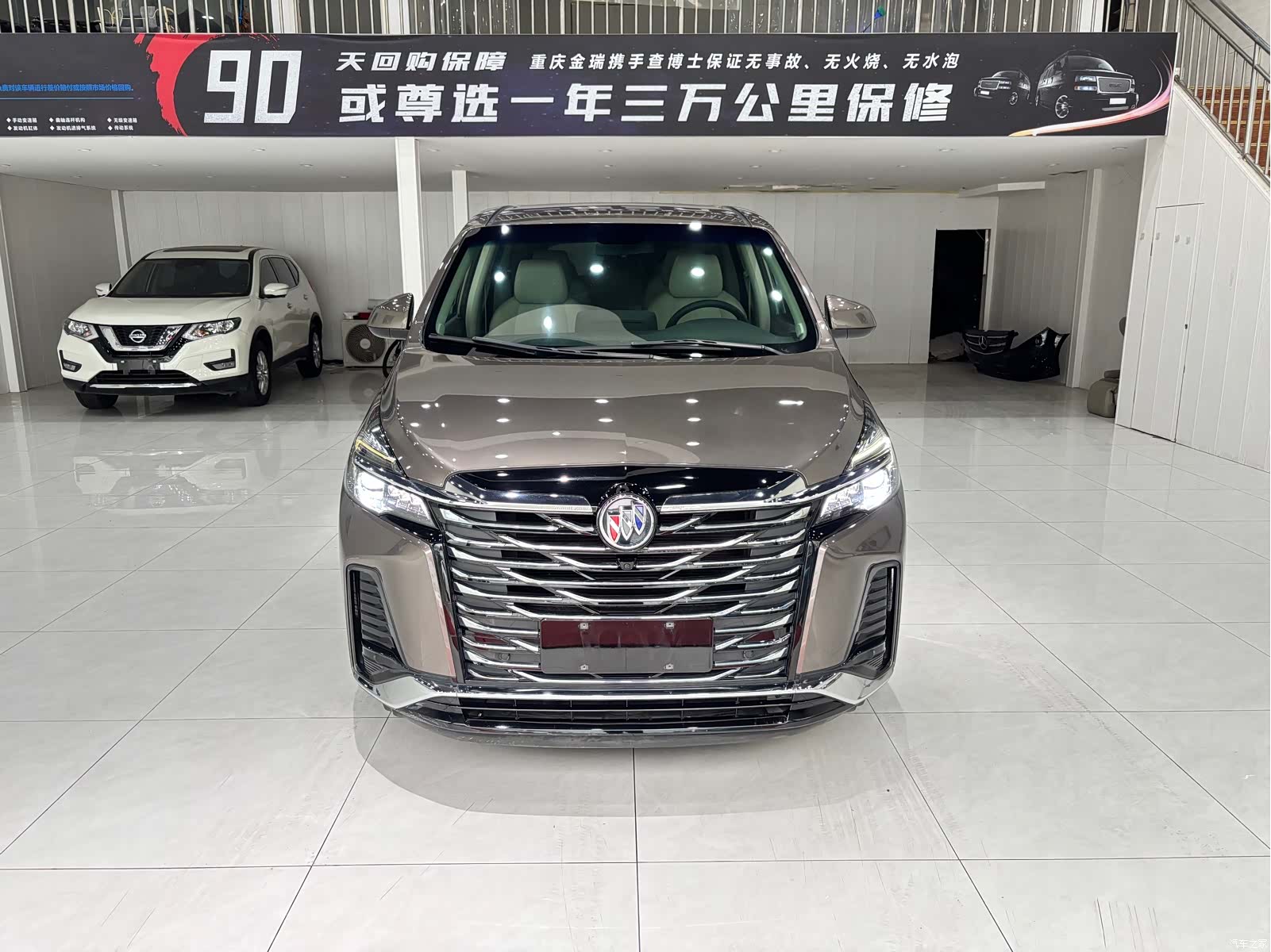 Buick GL8, 2022 2