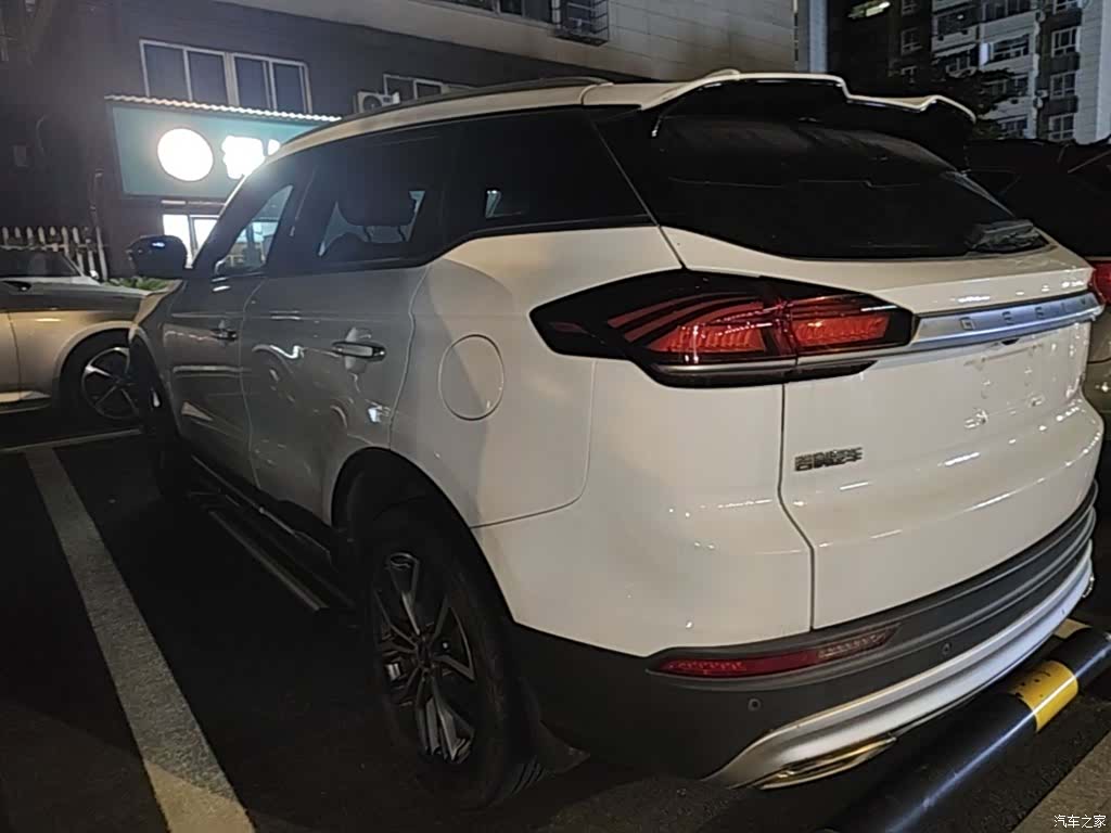 Geely Boyue, 2019 все фото