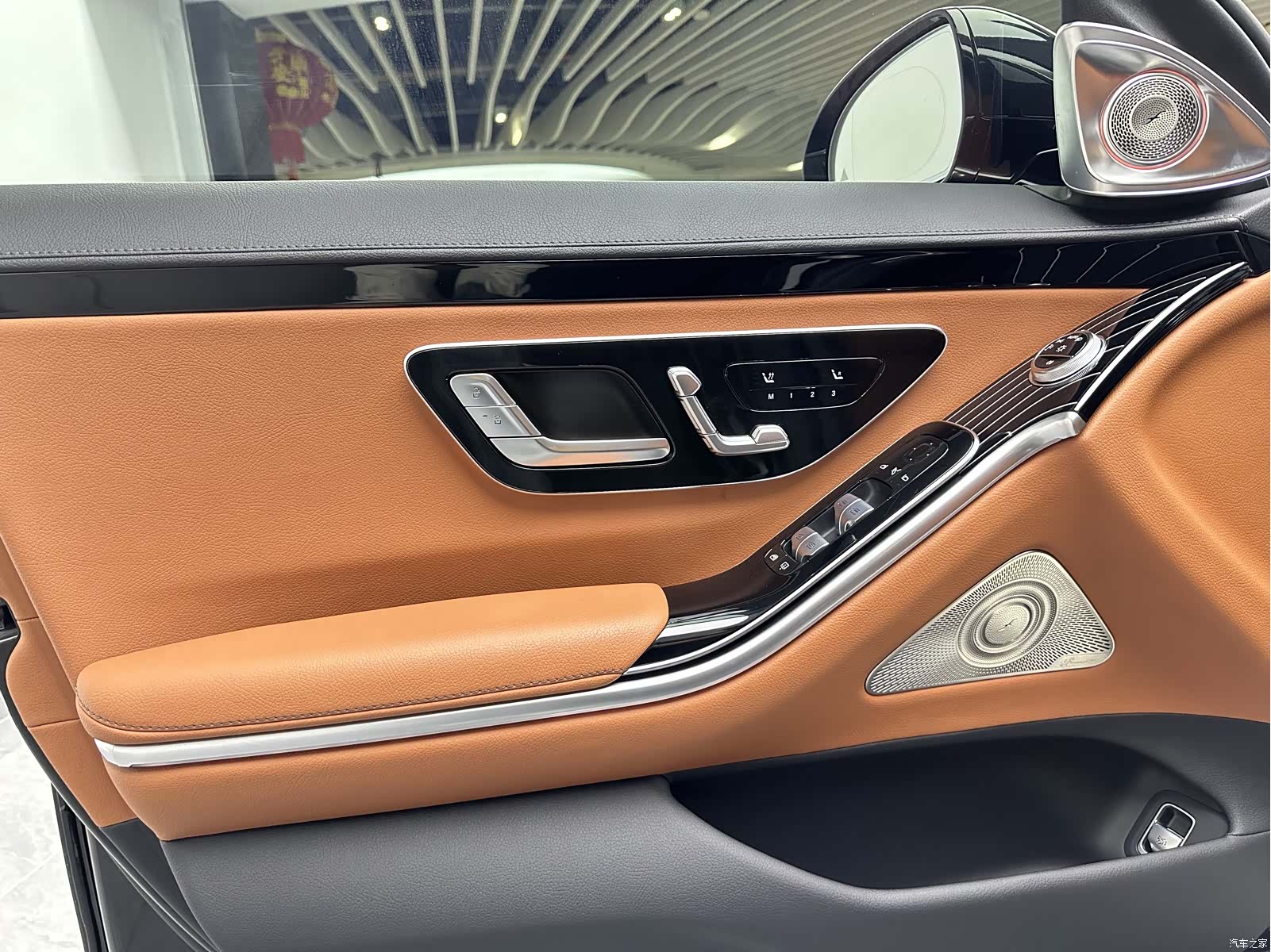 Mercedes-Benz S-Class, 2022 24