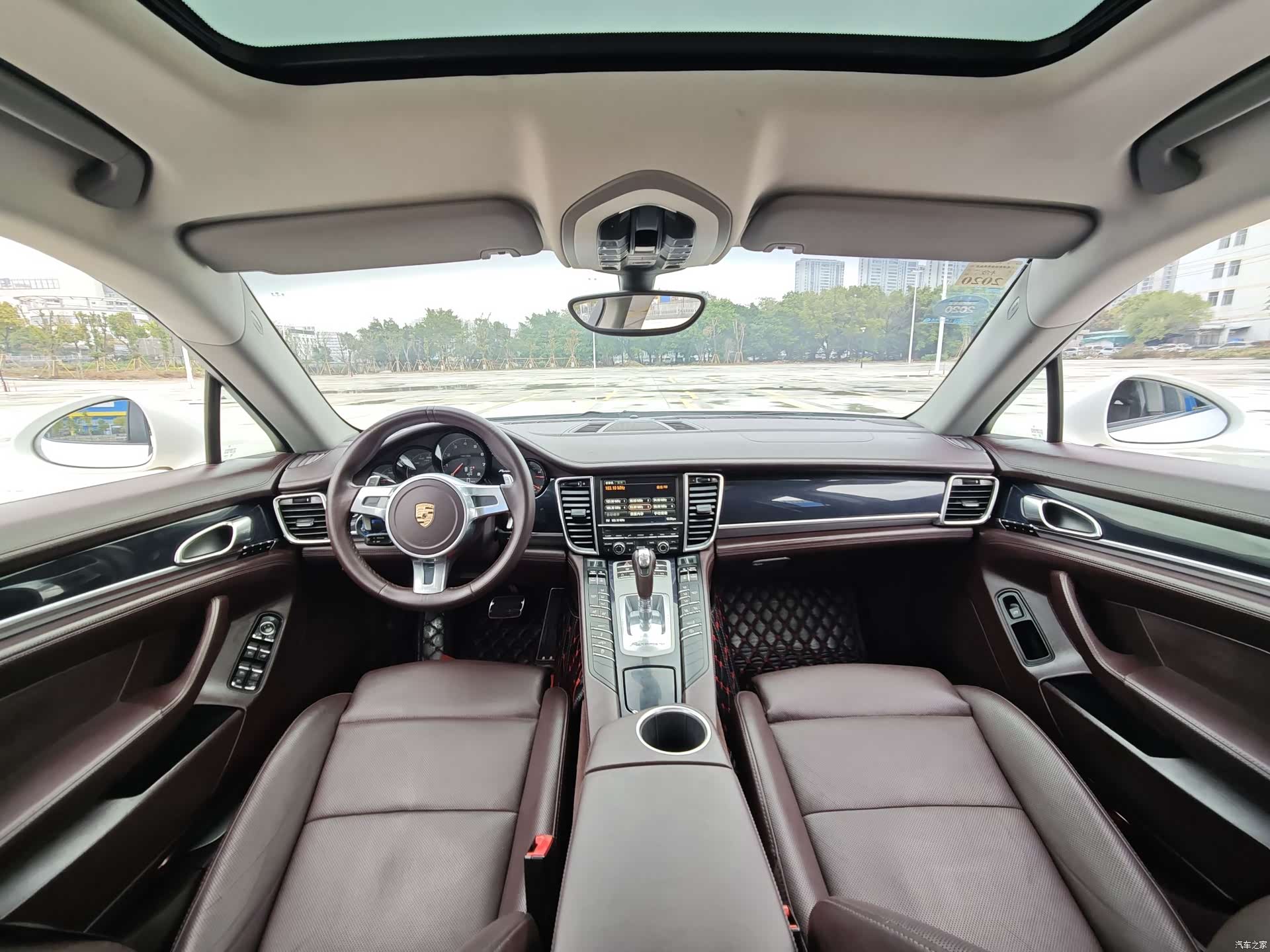 Porsche Panamera, 2011 21